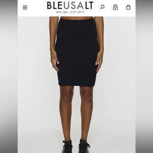 NEW NWOT BLEUSALT “The Perfect Skirt” Black Women's Size 6-8